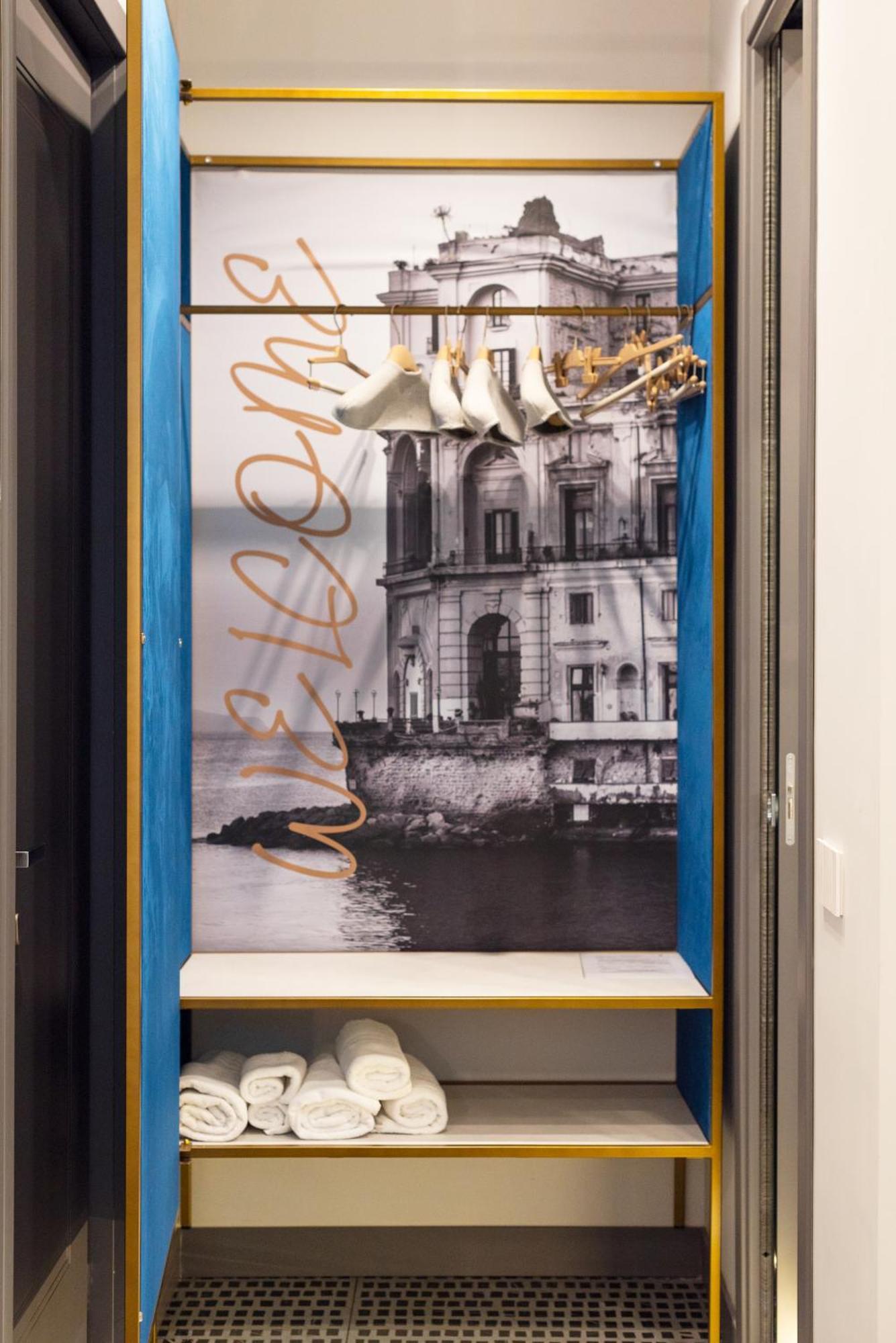 Three Rooms Toledo Napoli Bagian luar foto
